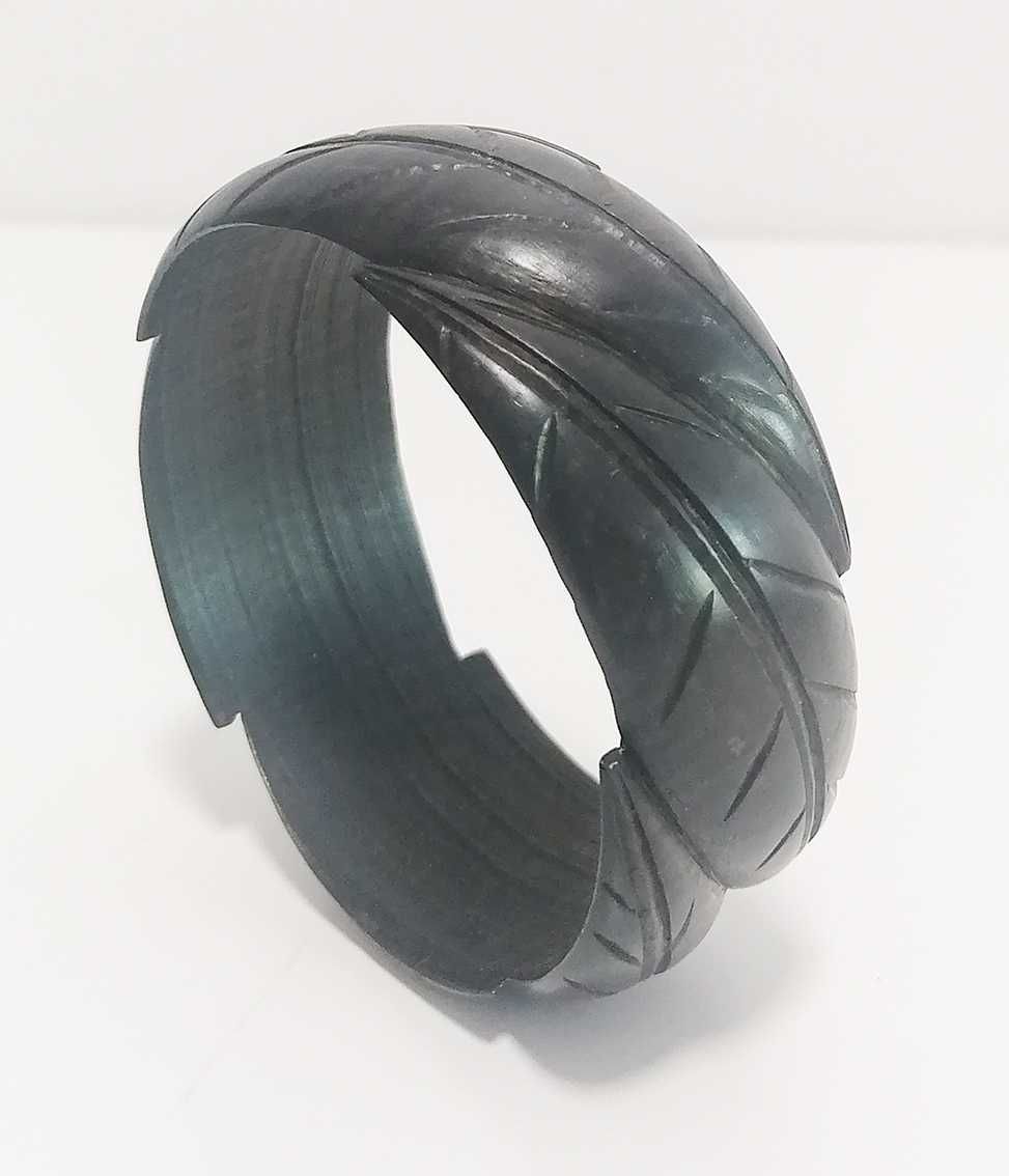 Conjunto Colar e Pulseira de Pau Preto