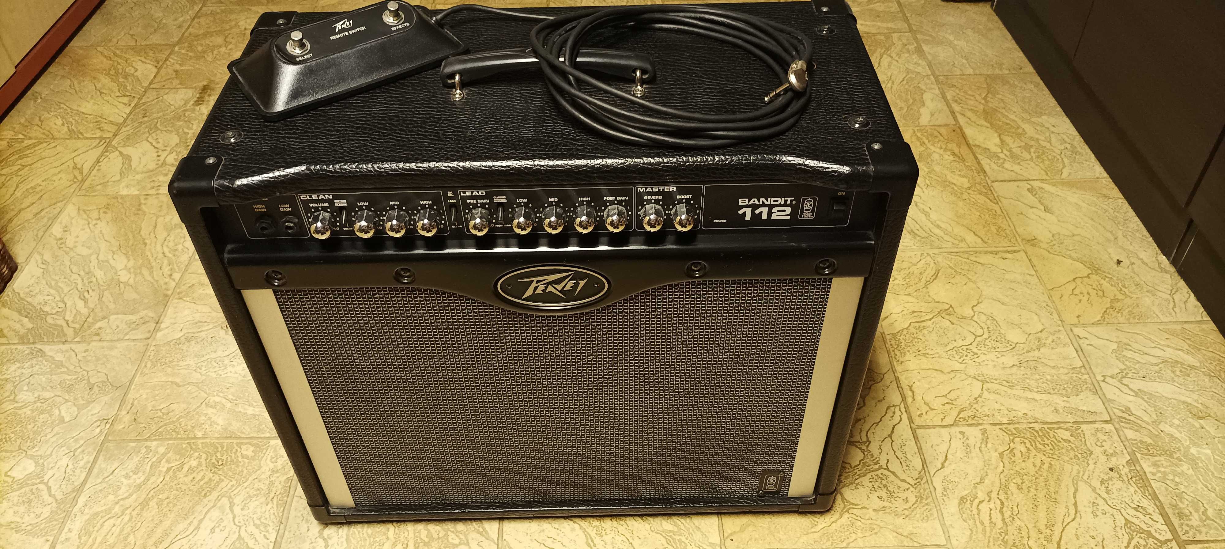 Wzmacniacz Peavey Bandit 112 Combo 100W 12" + Switch