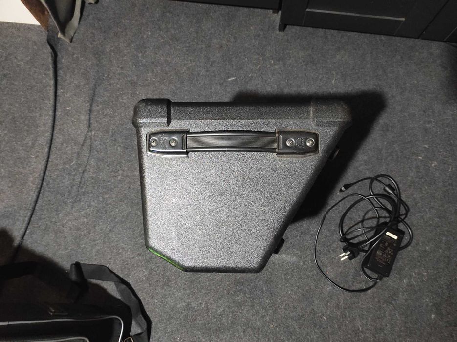 Roland street cube EX wzmacniacz do gitary / kolumna na baterie