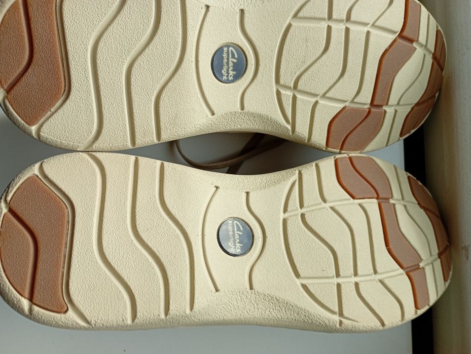 Buty Clarks 10/44.5 nowe