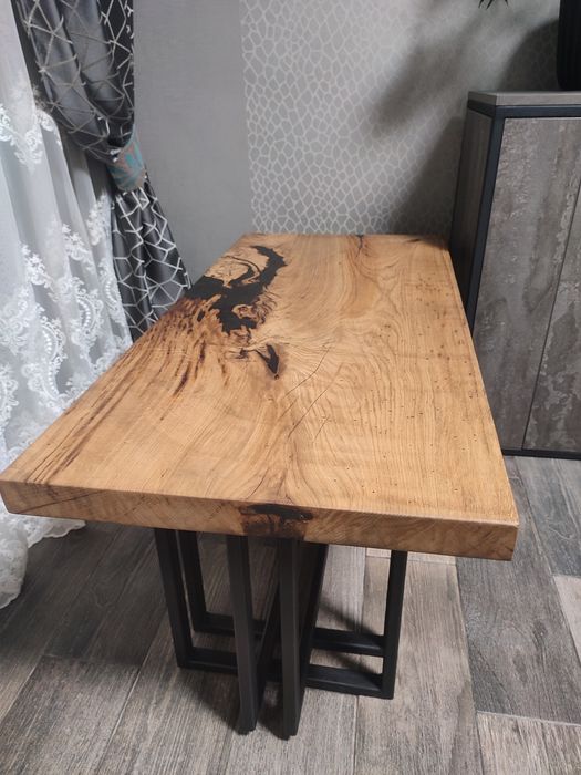 Журнальний столик