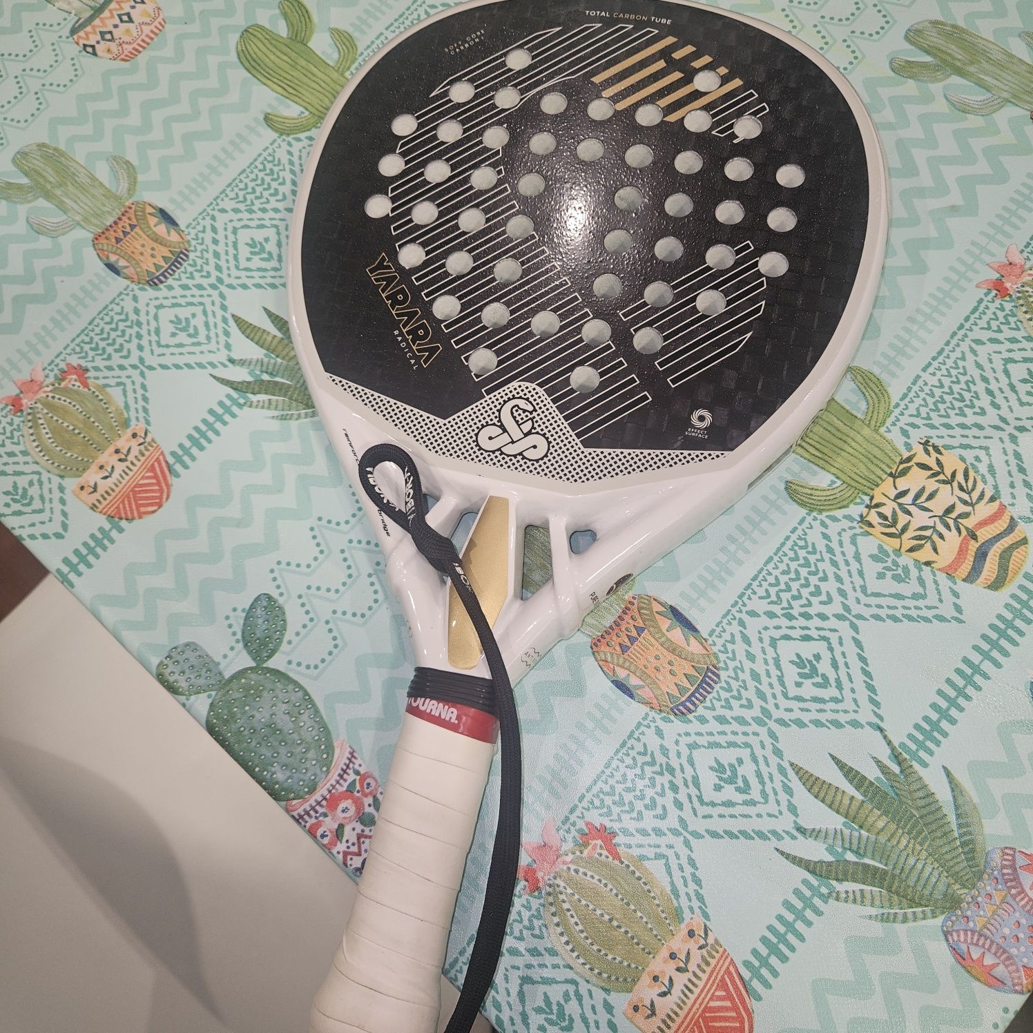 Raquete padel Vibora Yarara Radical 12K 2024 como nova