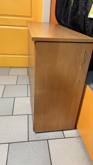 Полиця тумба з дерева Б/у