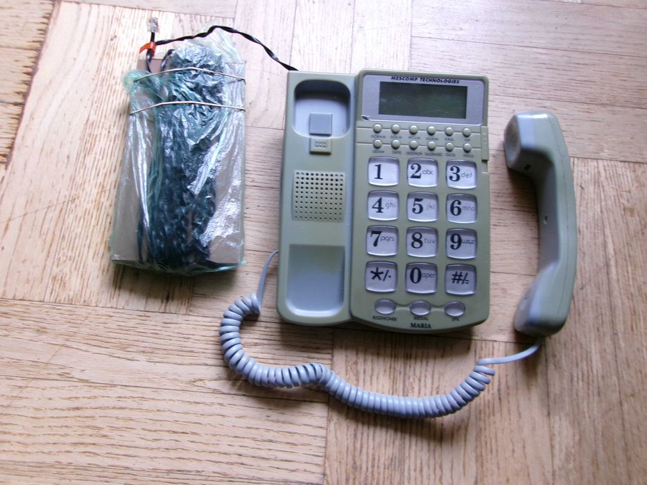 Telefon stacjonarny przewodowy Maria MT -512   z PRL