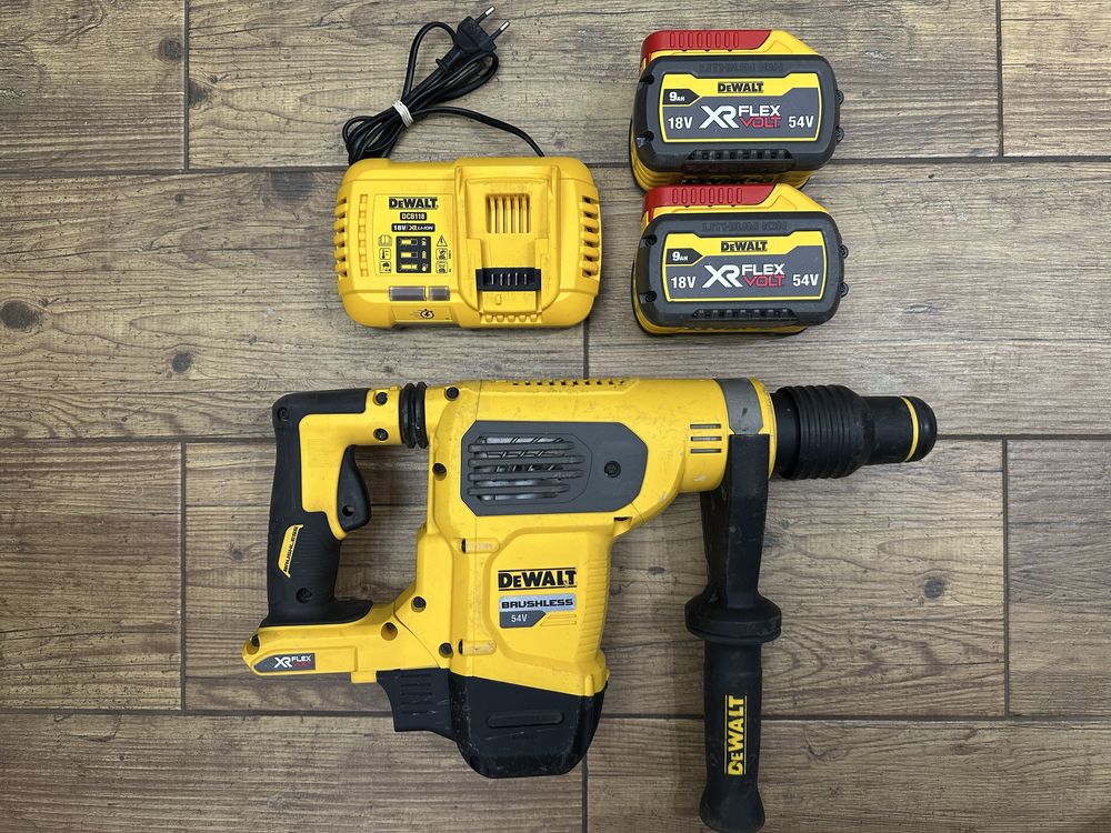 Młotowiertarka DeWalt DCH481 54V 6,1J | 2x 9AH | ładowarka DCB118