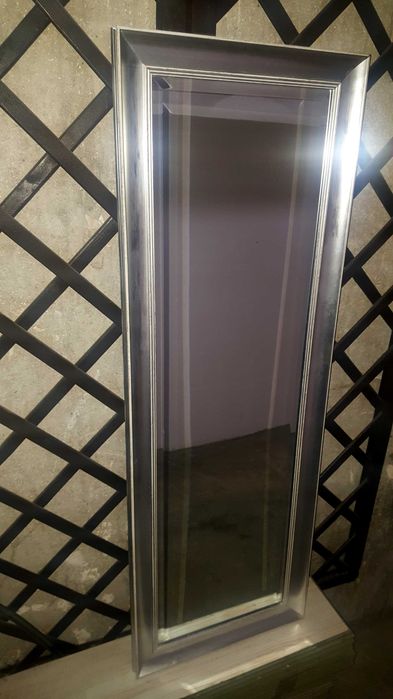Lustro duże w srebrnej ramie