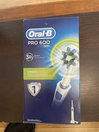 Oral B szczoteczka Pro 600