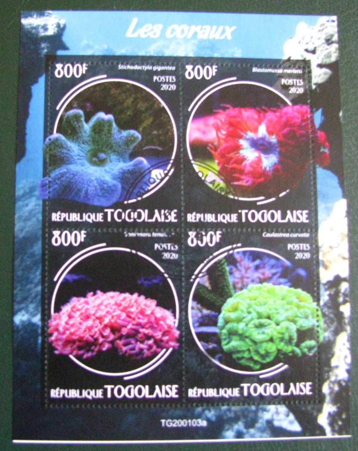 Znaczki Togo - skamieniałości - koralowce