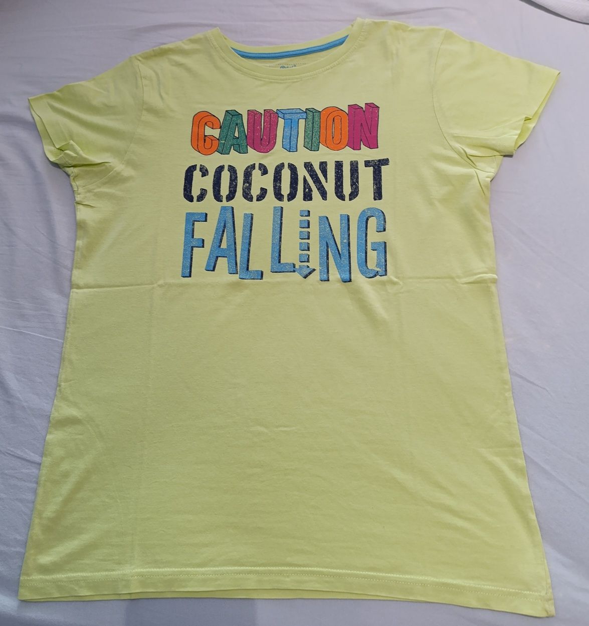T-shirts tamanho 12/13 e 13/14 anos