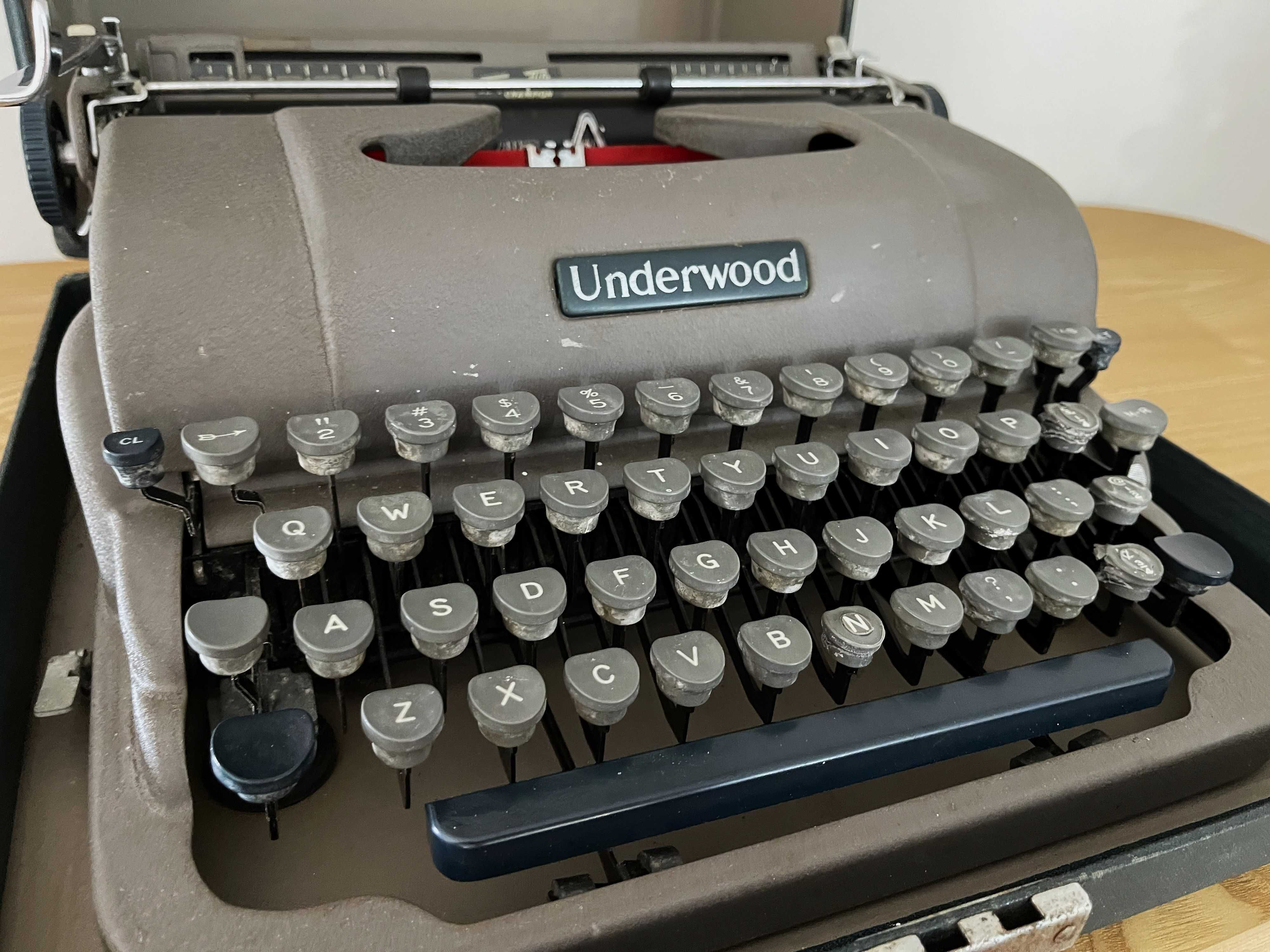 Máquina Escrever Underwood Finger-Title Champion 1950