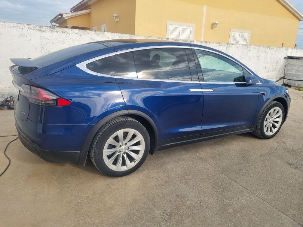 Tesla X 100 Long Range