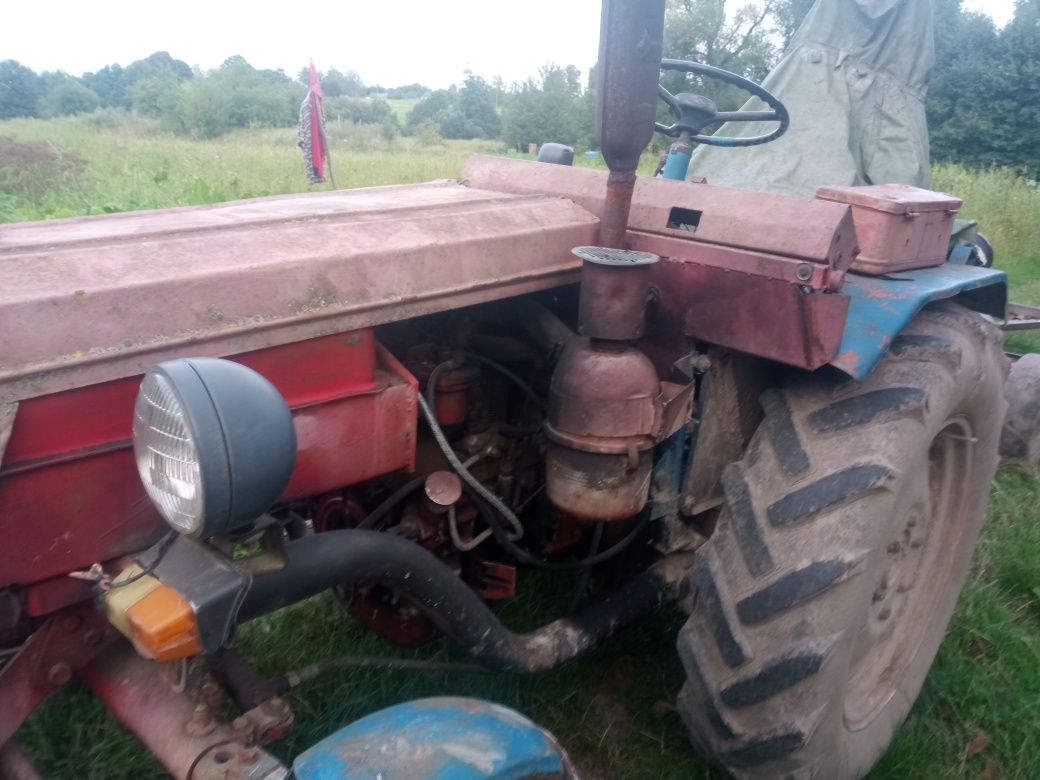 Продам трактор СРОЧНО