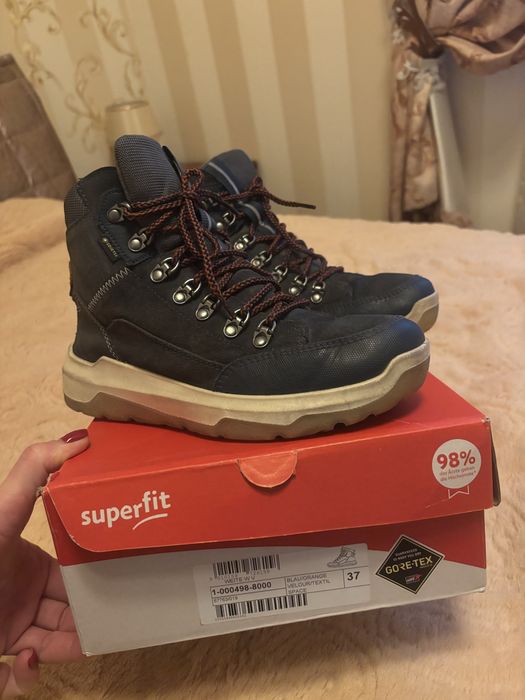 Зимові черевики для хлопчика superfit