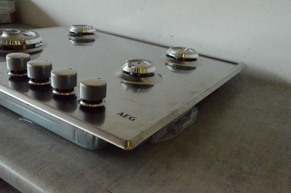 Płyta gazowa AEG HGB64400SM SREBRNA 59,5X51cm