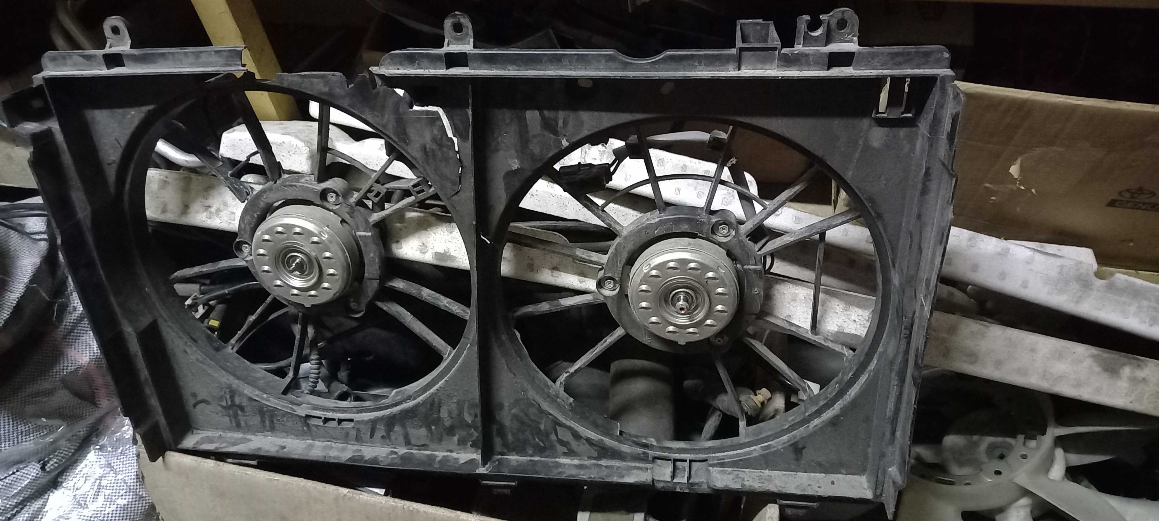 Мотор вентилятора охлаждения правый Mitsubishi Outlander Sport ASX