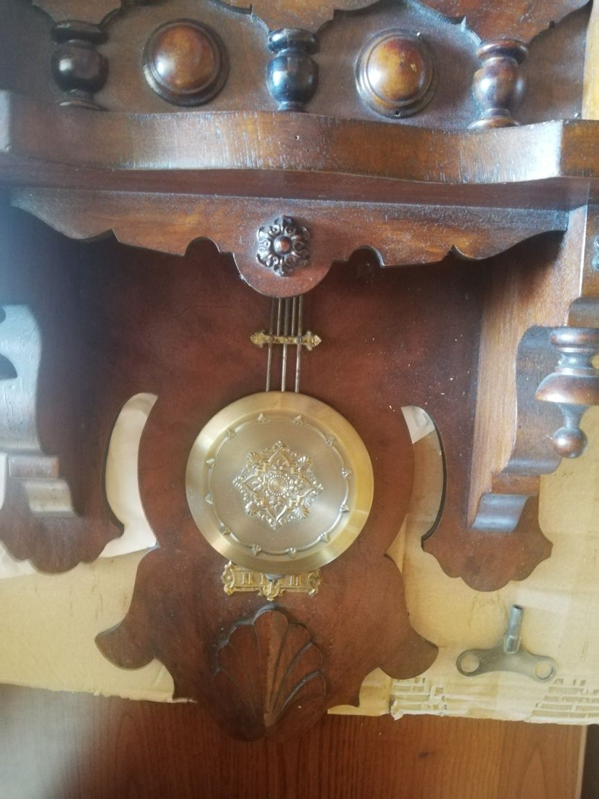 Sprzedam piękny stary zegar wiszący sprawny