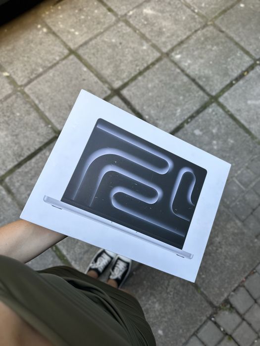 New Apple MacBook Pro 14 M4 Pro 24 Gb / 512Gb Silver