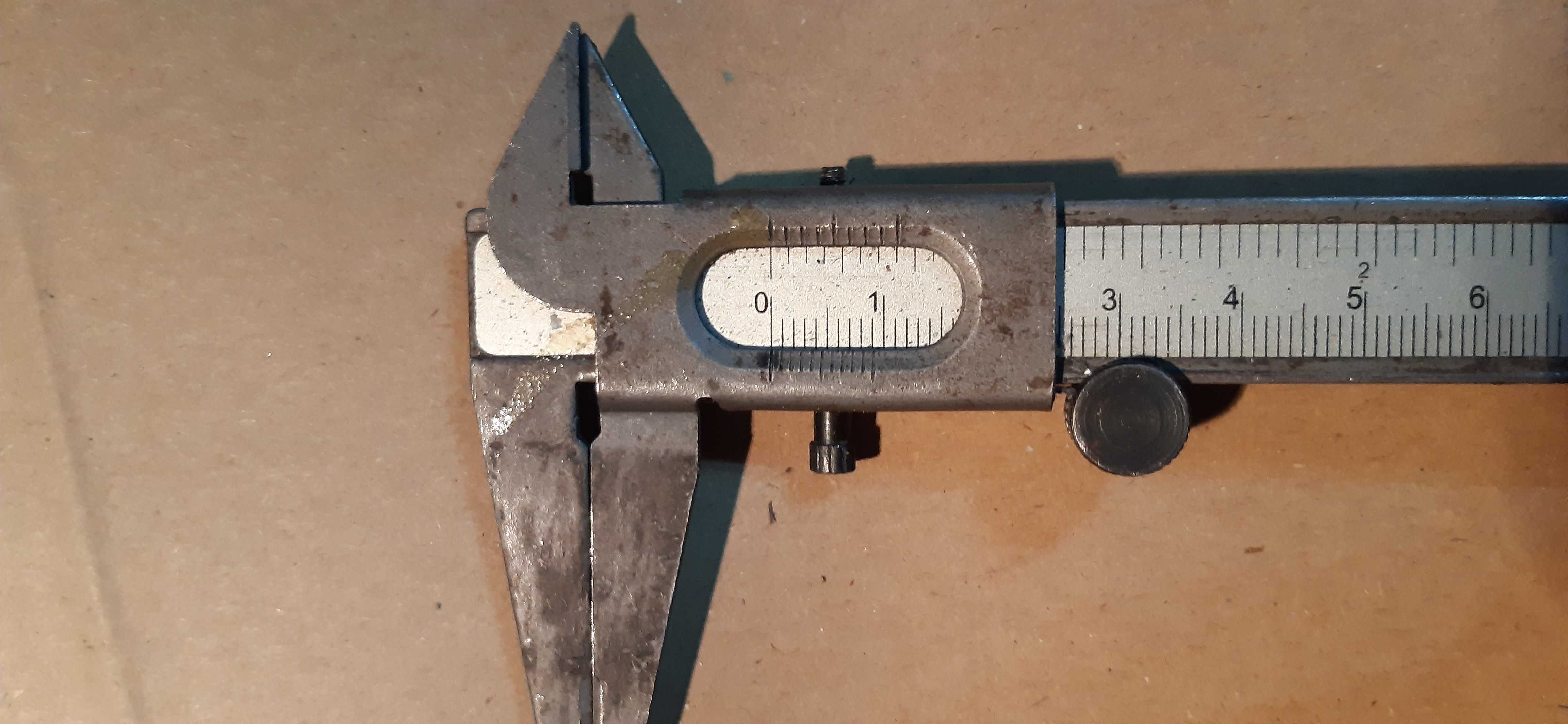 stare narzędzia stara niemiecka suwmiarka
