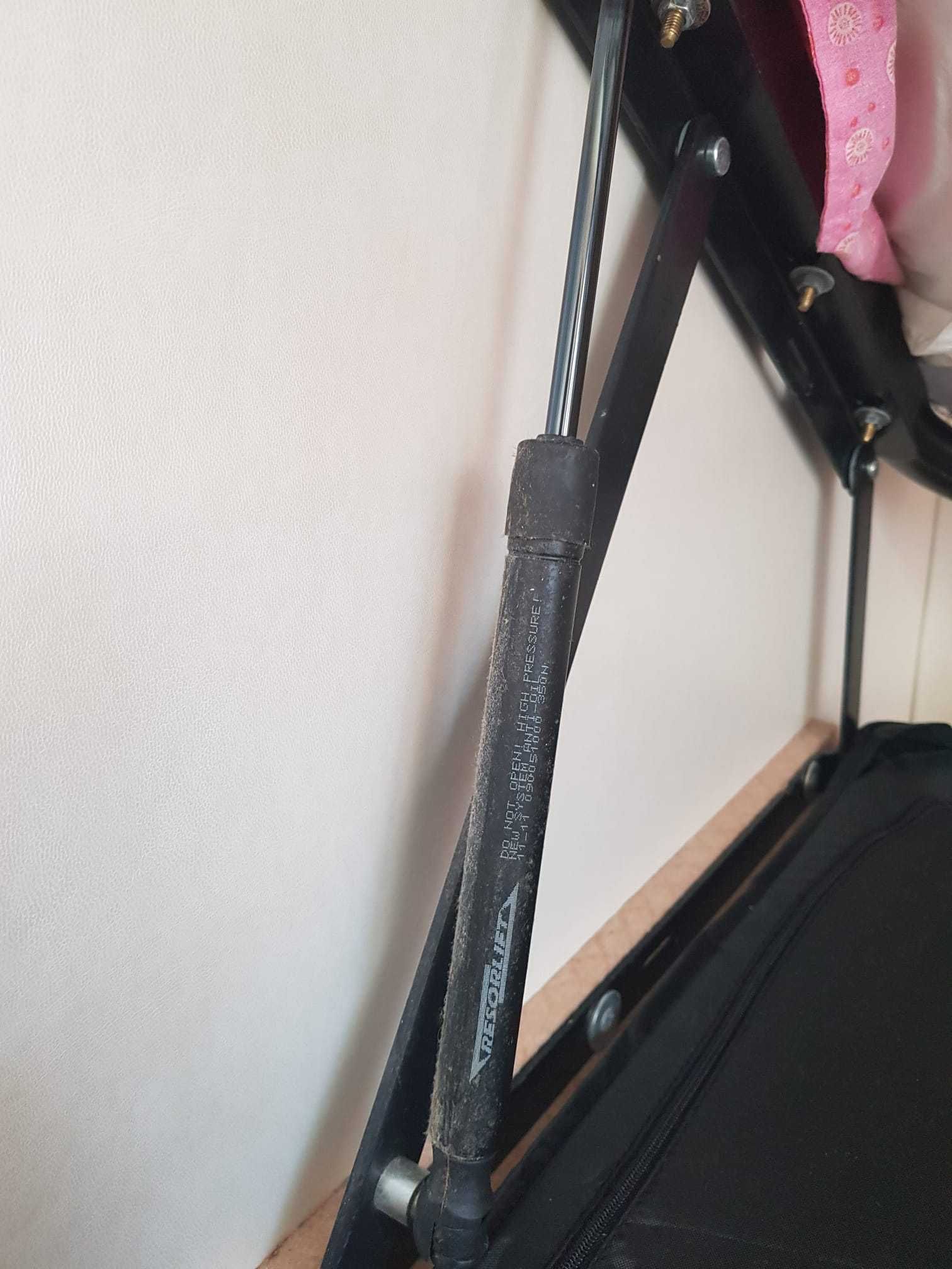 Cama solteiro Branca com estrado elevatório e colchão 90x190