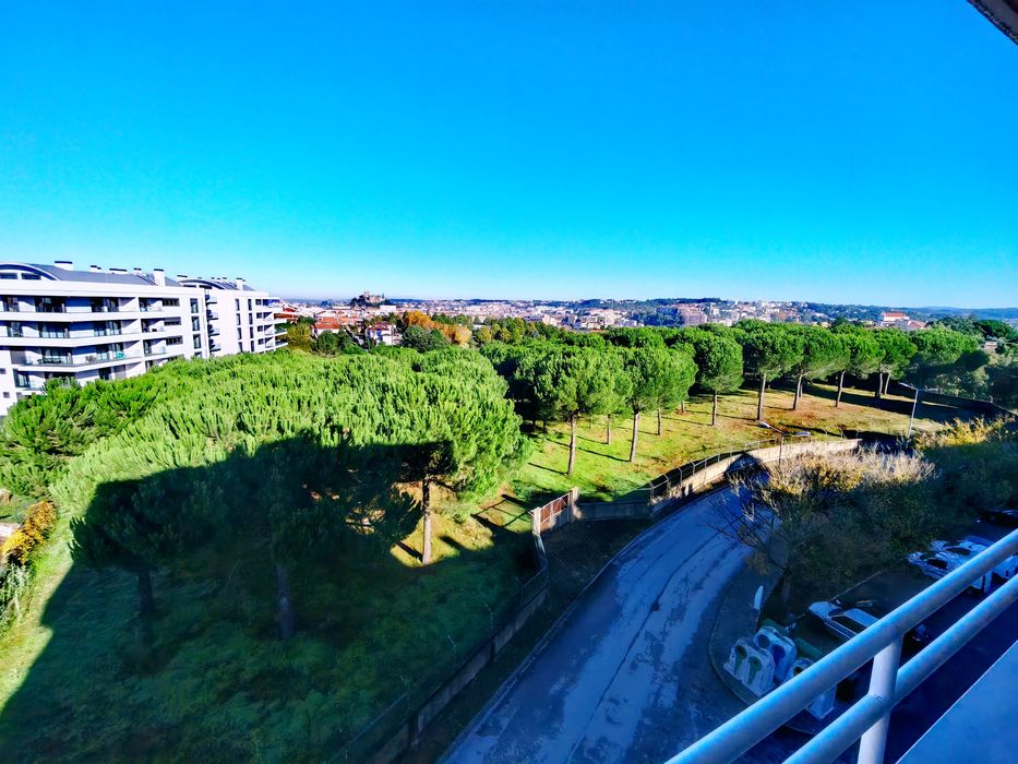 Quartos em Apartamento T3 Leiria
