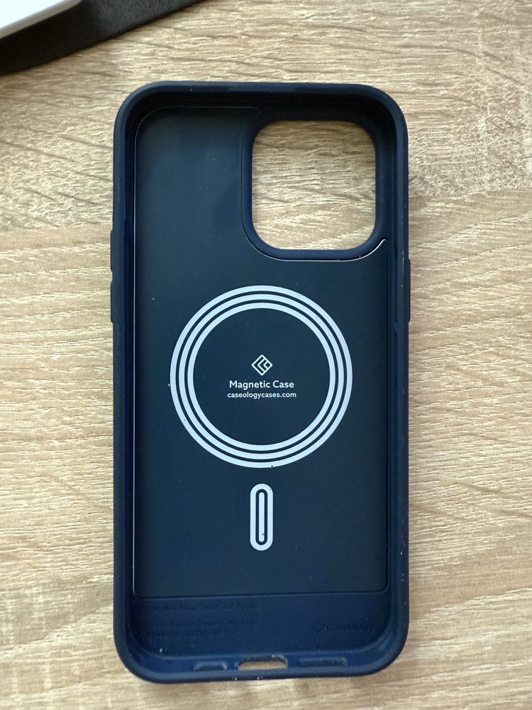 Чохол Caseology Parallax iphone 14 pro max
