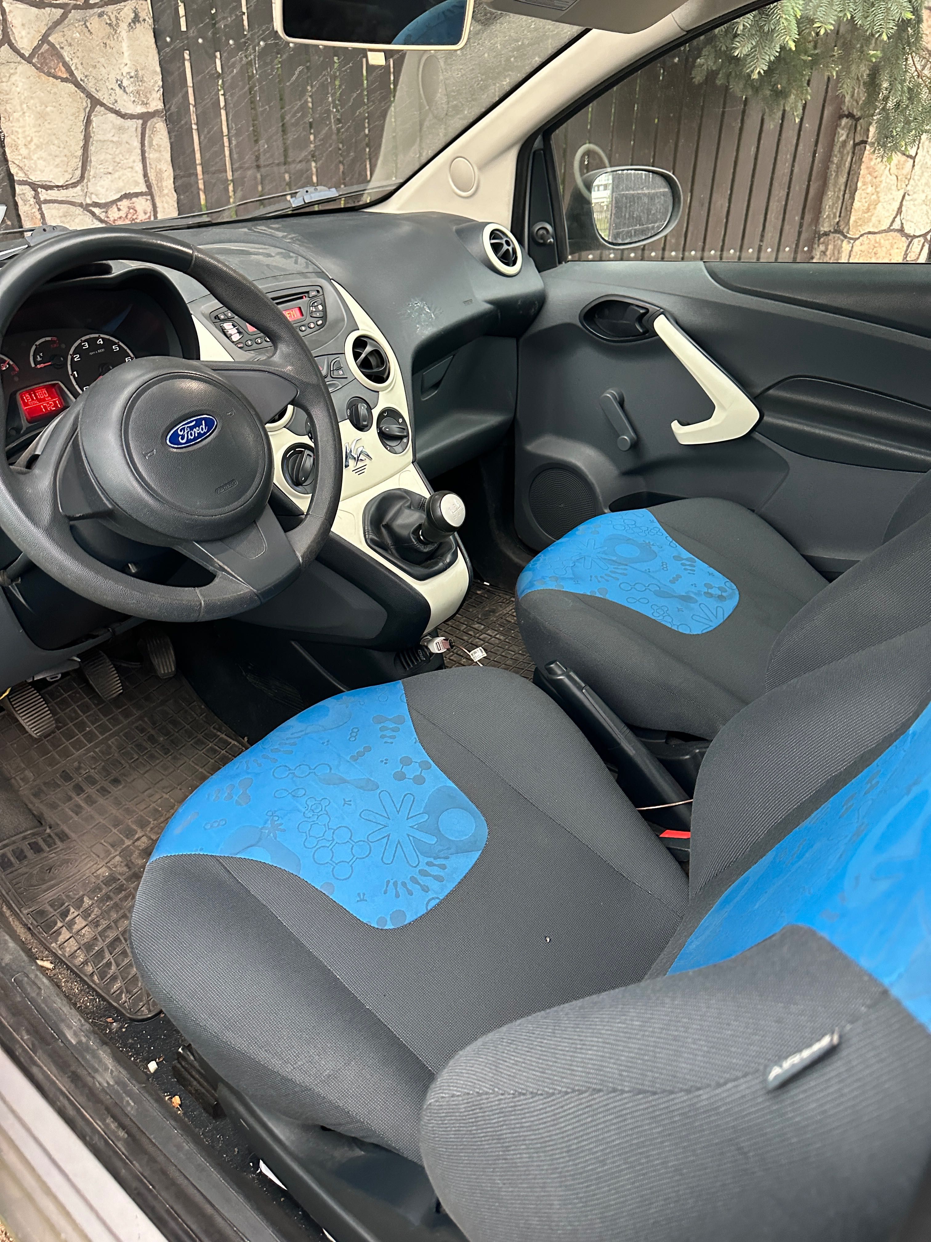 Ford Ka 2009 r bardzo zadbany 130000 km uszkodzony