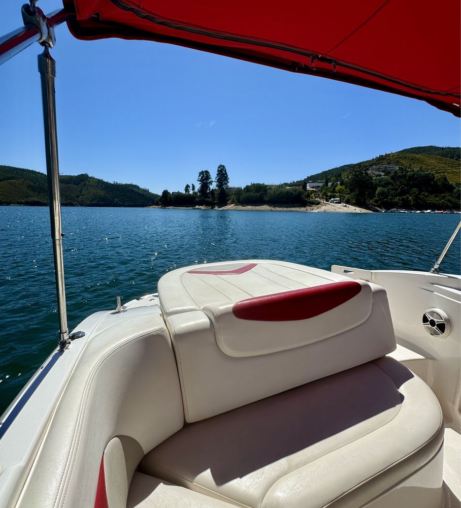 Barco Chaparral 236 SSX