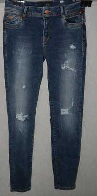 Elastyczne jeansy rurki LTB 28