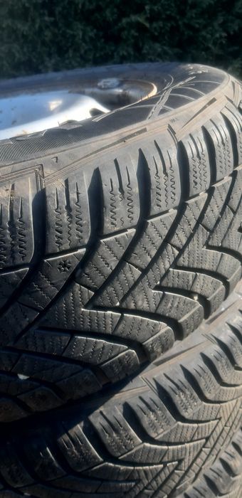 Продам Зимові колеса 195/65/15