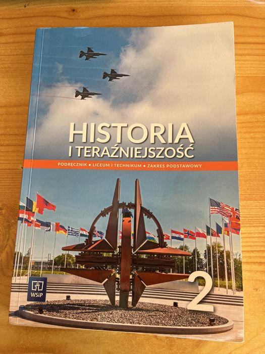 Podrecznik Historia i Teraźniejszość klasa 2 liceum technikum