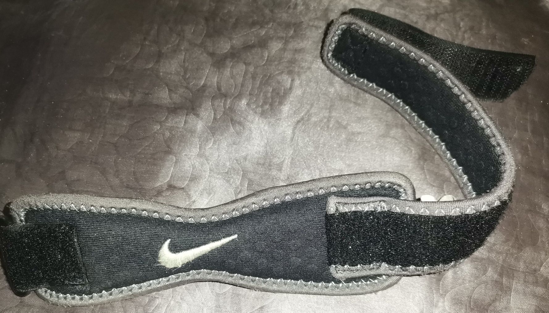 Fita para rótula Nike M