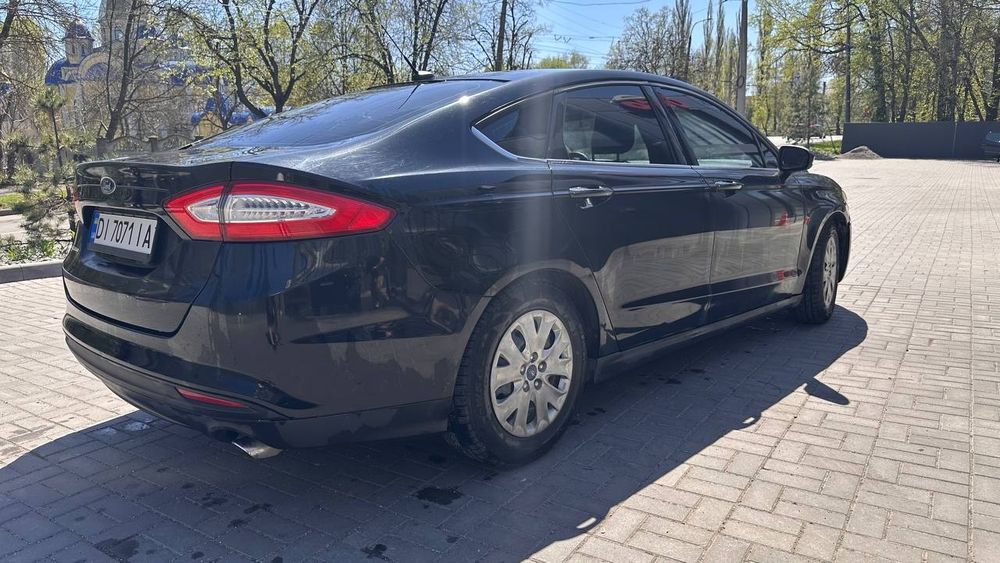 Ford fusion 2014 рік (газ/бензин)