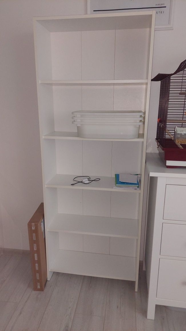 NOWY Biały regał złożony NOWY bez skaz