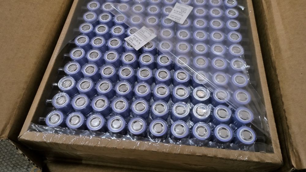 21700 Li-ion Високострумові акумулятори BAK N21700CGP 4000mah - 40A