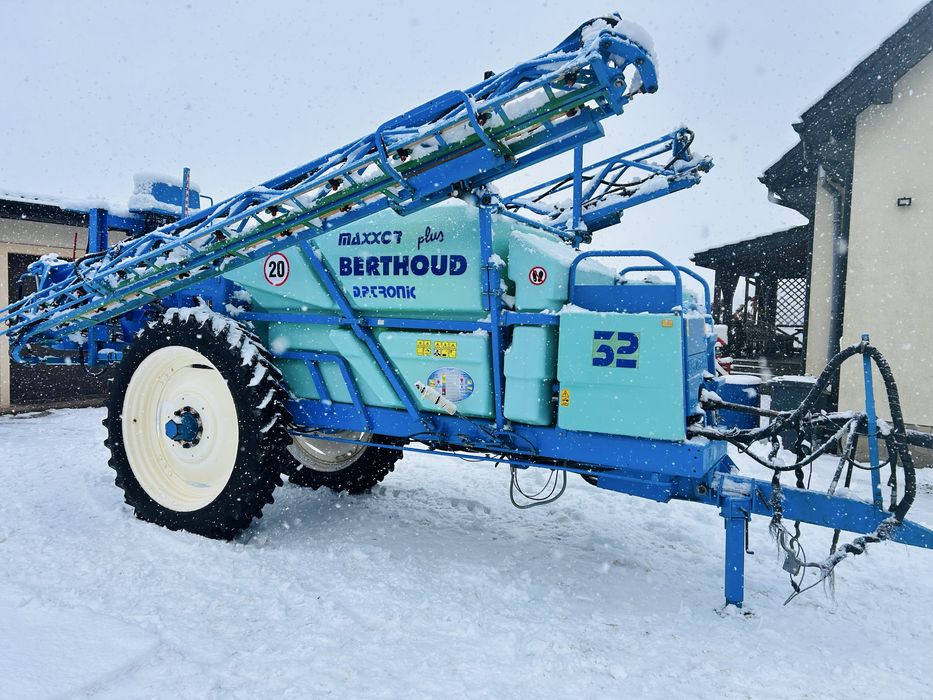 Opryskiwacz Berthoud Maxxor, 3200l 24/21m  arag DP.tronic