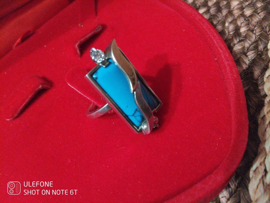 Перстень срібний з золотою пластиною, камінь бірюза, нове