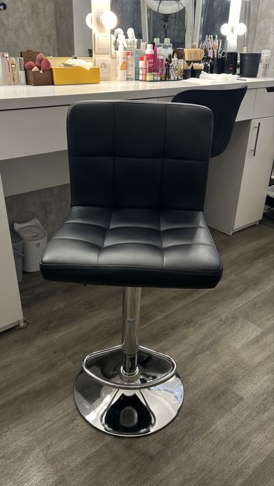 Стілець бровиста, барний стілець, стілець бровіста