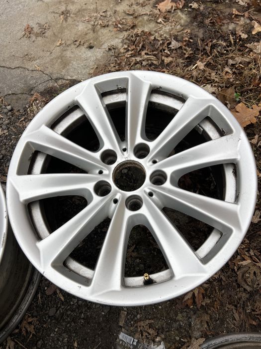 Диски 17 bmw оригинал не крашеные.