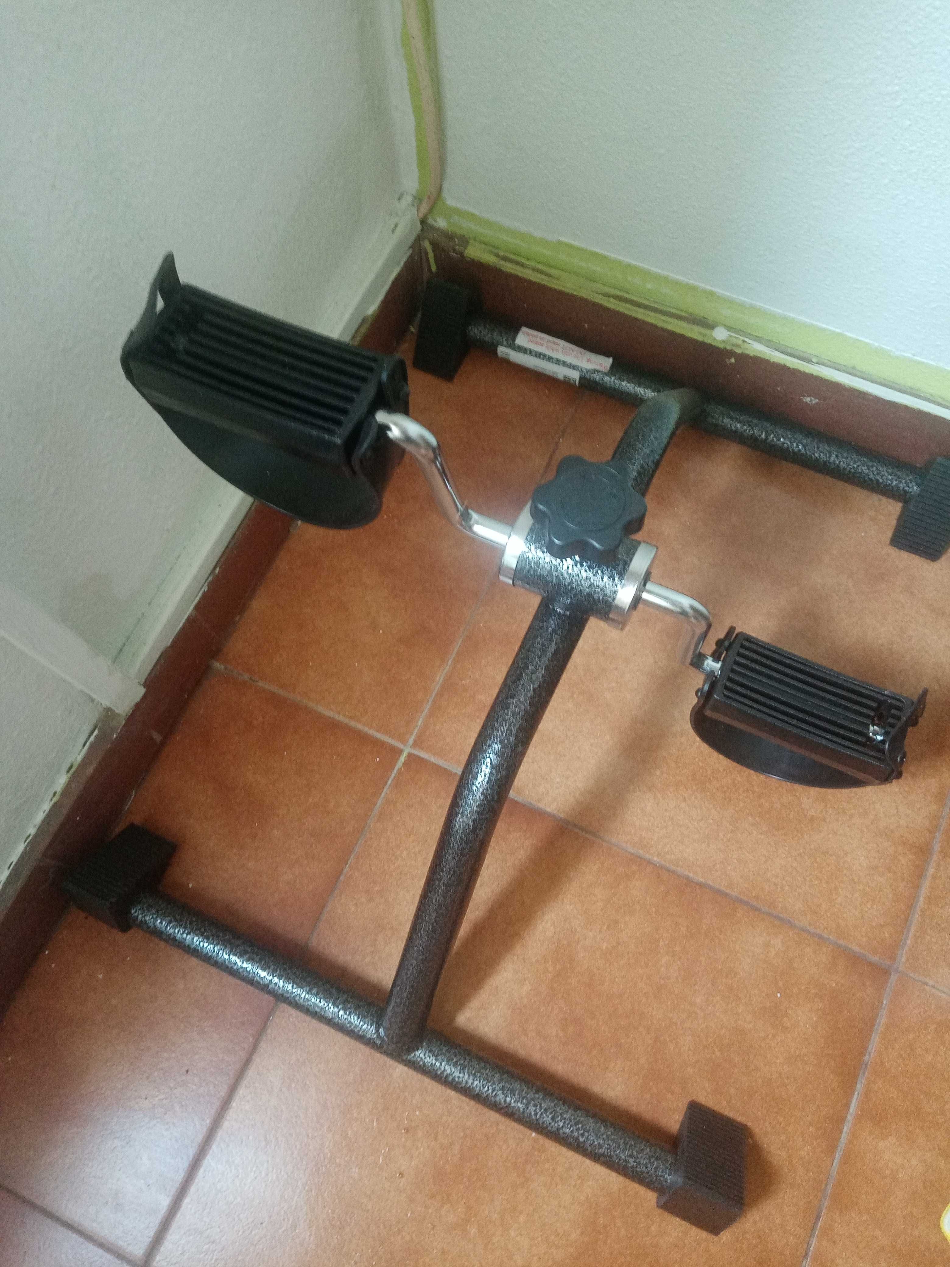 Pedaleira Para exercícios pernas e braços