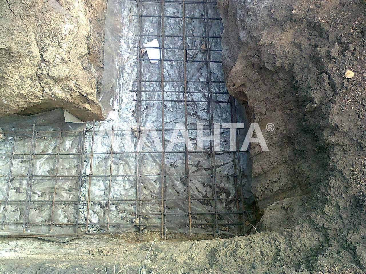 Надежный дом в центре поселка Усатово (станция). Близко Клеверный