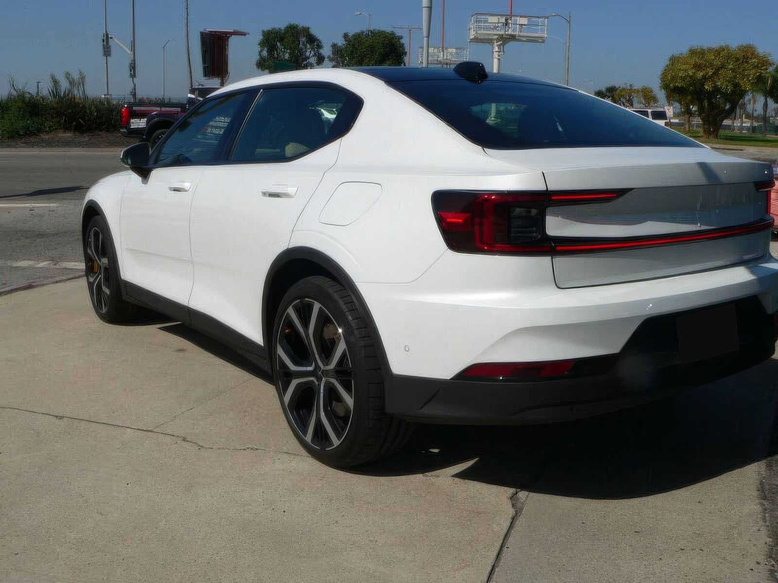 2022 Polestar 2 Long Range Dual Motor