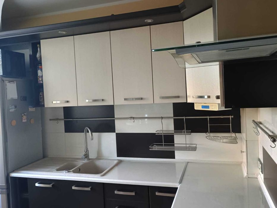 Używana kompletna kuchnia z sprzętem AGD marki Electrolux