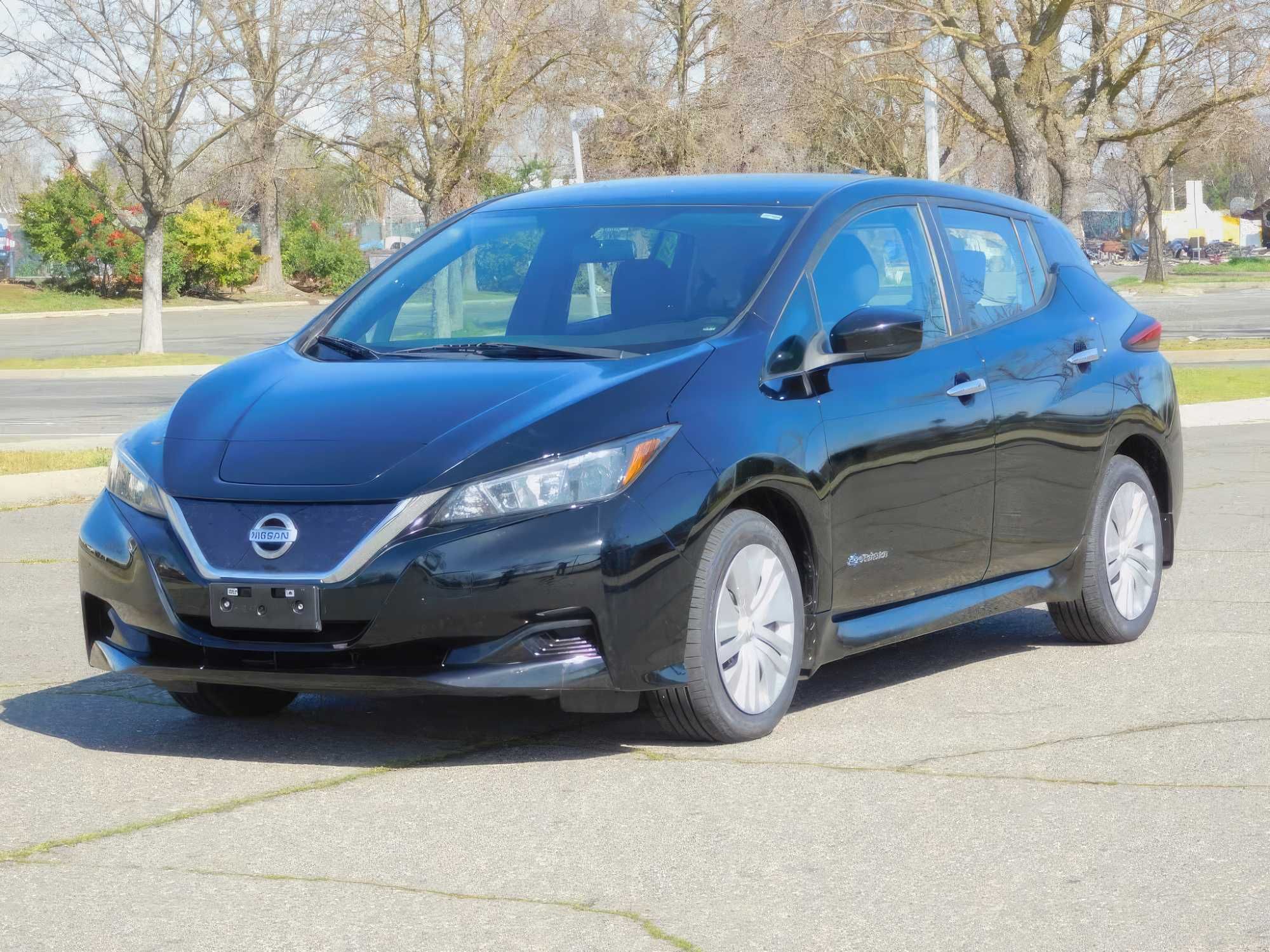 2019 Nissan LEAF S