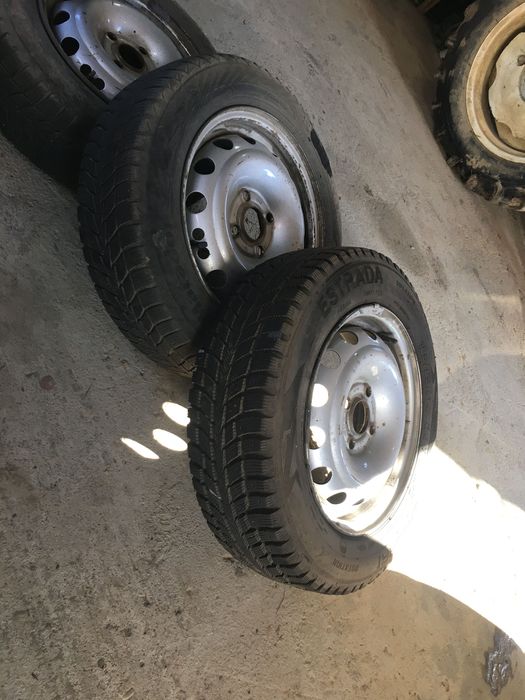 Продам зимову резину