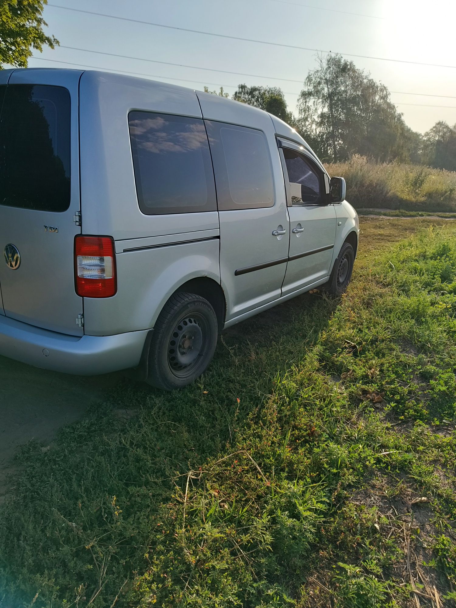 Volkswagen Caddy 2005 / 1.9 TDI