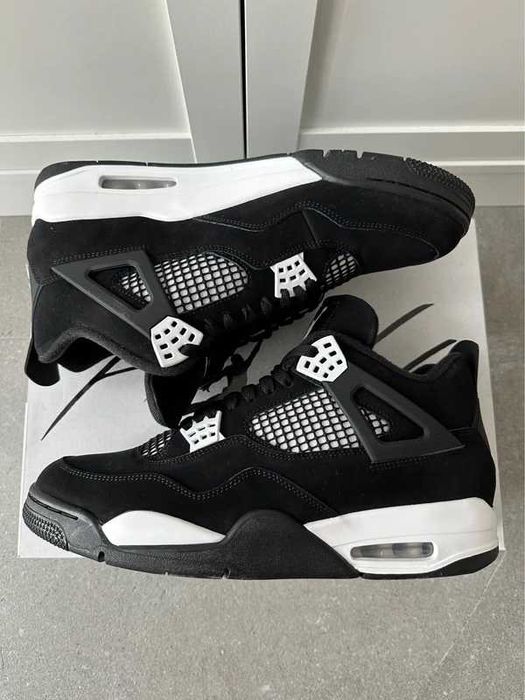 Buty damskie Trampk Jordan_Air_Jordan_4_ Retro_White_ Thunder_ R.45