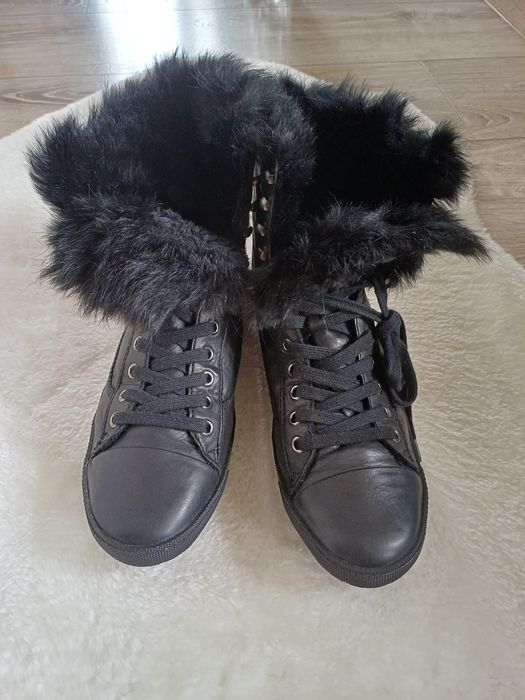 Skórzane trampki damskie ocieplane kożuszkiem Kennel Schmenger rozm 41