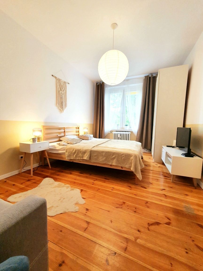 Apartament "Monkey Art Arena Toruń" na doby + parking gr