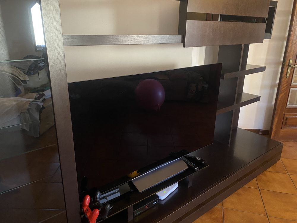 Movel de sala,com apoio para Tv