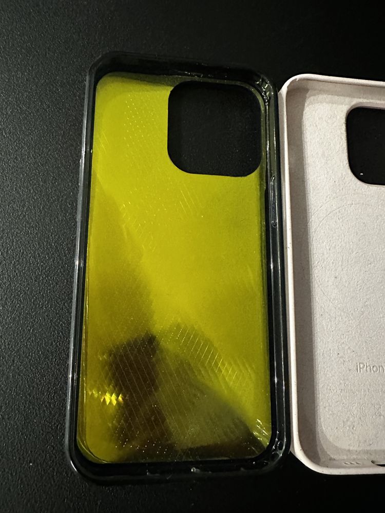 Etui Laut Holo-X do iPhone 13 Pro czarne